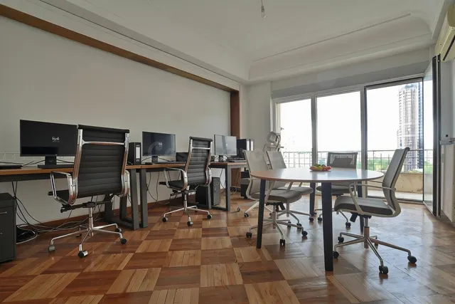 SE ALQUILA OFICINA DE 20M2 EN PLENO PASEO DE LA CASTELLANA