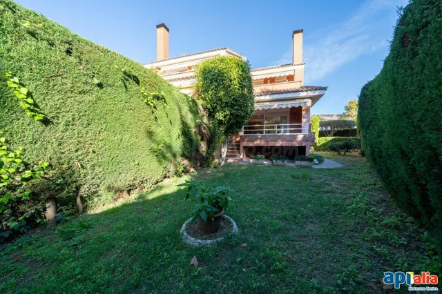PRECIOSA CASA EN MASNOU CON VISTAS AL MAR - foto 4
