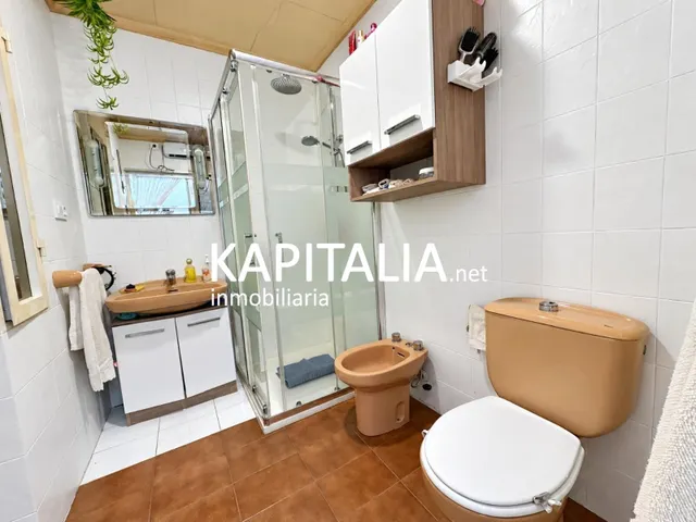 ESTUPENDA CASA ADOSADA CON GARAJE PRIVADO A LA VENTA EN ENGUERA — 9