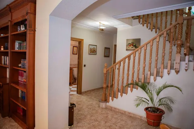 Ref: c138 grupo inmoteka inmobiliaria vende casa de lujo zona san pablo/feria — 44