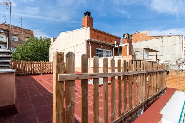 Casa adosada con amplio garaje, patio y terraza — 44
