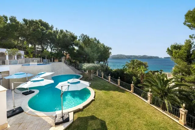 Villa de lujo extraordinaria en primera línea de mar con vis - foto 3