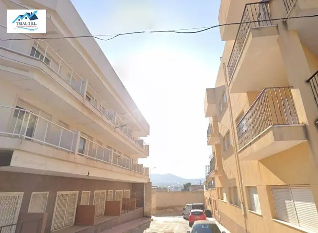 Venta de piso en Hondon de los Frailes - Alicante — 2