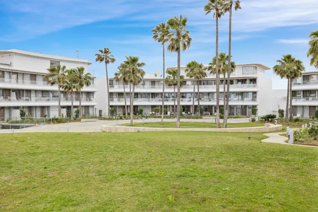 APARTAMENTO DE LUJO EN PRIMERA LÍNEA DE PLAYA — 15