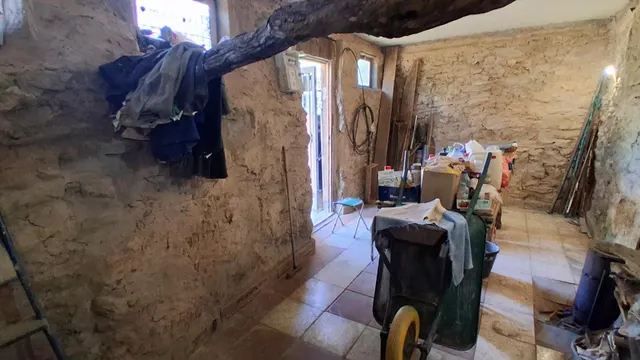 Urbis te ofrece un terreno urbano en venta en Arapiles, Salamanca. — 23