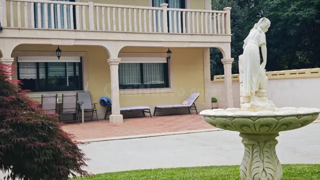 Impresionante Casa con Jardín, lista para entrar a vivir, en - foto 3
