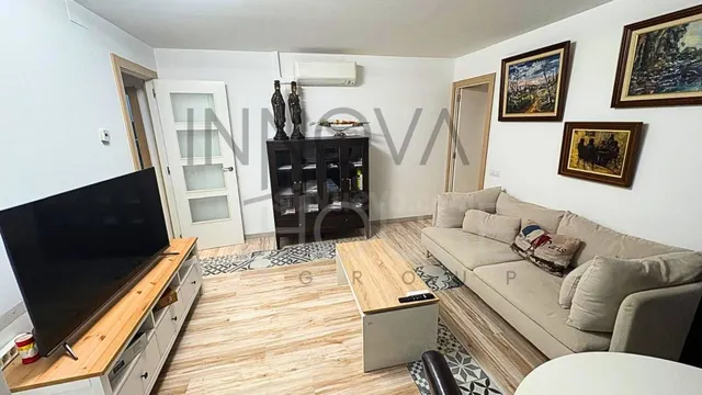 Piso exterior con ascensor en Badia del Vallès - foto 4
