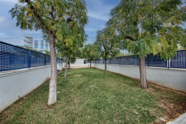 PISO CON VISTAS! TERRAZA INCREIBLE. 3 HB, PLAZA DE GARAJE y TRASTERO. — 37
