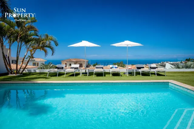 VILLA DE LUJO CON VISTAS AL MAR EN COSTA ADEJE – EL MADROÑAL - foto 5