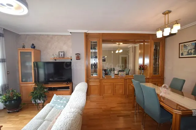 Vivienda de 4 dormitorios en una de las mejores zonas de rivas — 3