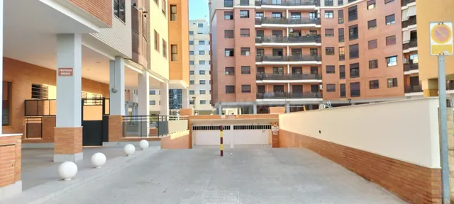 EN VENTA EN EXCLUSIVA PLAZA DE GARAJE CALLE ALICANTE 26 - CA - foto 2