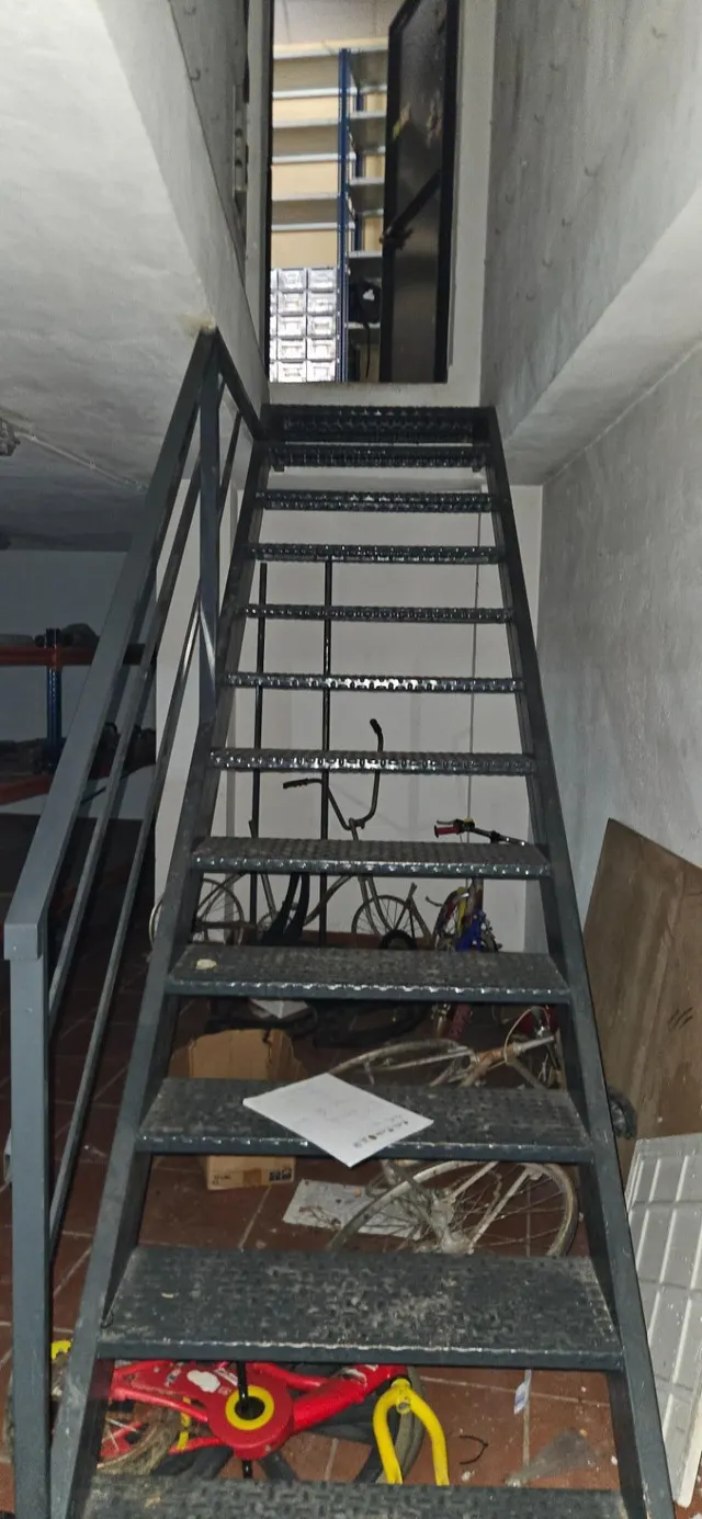 Local comercial 153m² en venta - Cruz del Ingles — 18
