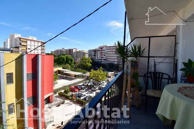 SEMIREFORMADO CON TERRAZA EN COREA DE GANDIA — 31