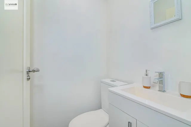 Oportunidad en alquiler de piso reformado de dos dormitorios con gran terraza en camino de ronda — 22