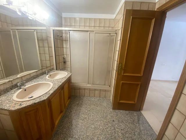 ✨ Amplio piso con gran potencial en Santa Catalina ✨ — 42