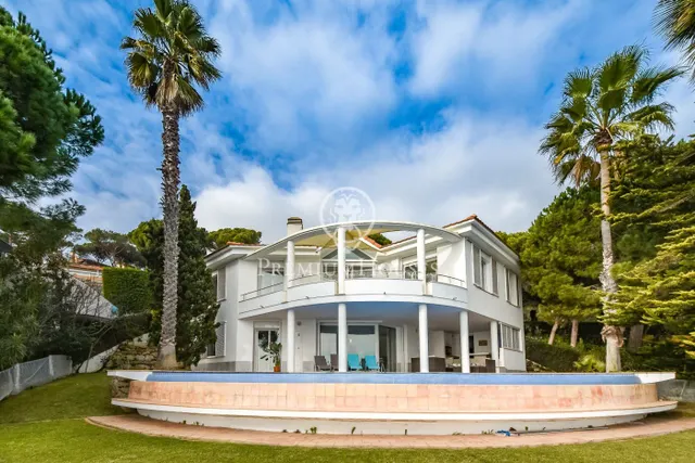 Villa con espectaculares vistas al mar en Lloret de Mar — 6