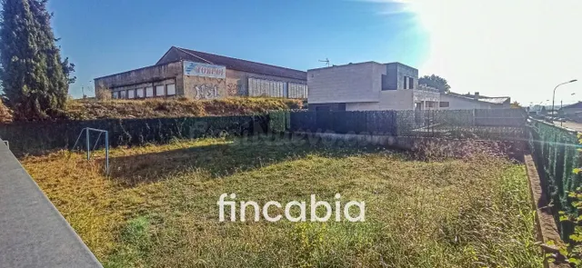 Terreno urbano de 400 m2 en venta en Santa Coloma de Farners - foto 3