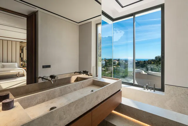 Chalet 6 habitaciones 771m² en venta - Costa del Sol — 17