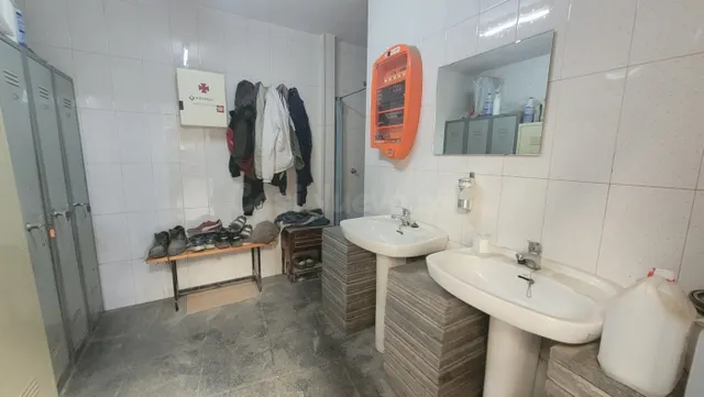 Negocio 260m² en venta - CAÑAMARES - foto 4