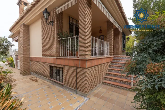 Complejo industrial con vivienda en Alhendín con 2500 metros cuadrados — 41