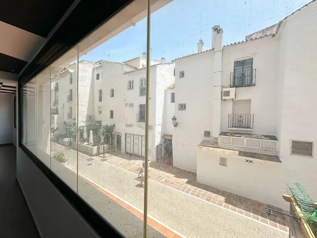 Local comercial 219m² en venta - Marbella — 23