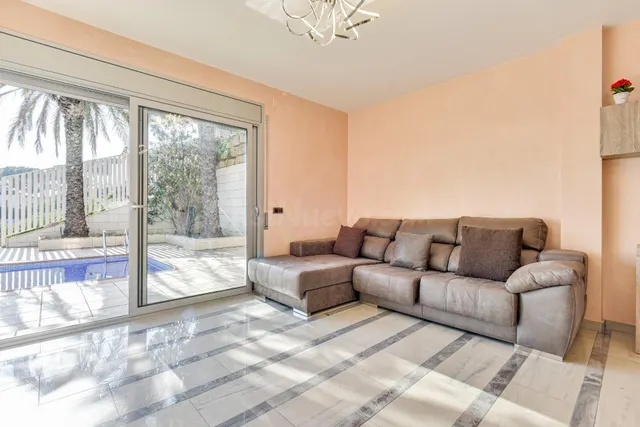 Espectacular Villa con Vistas al Mar en Lloret de Mar, zona  - foto 4