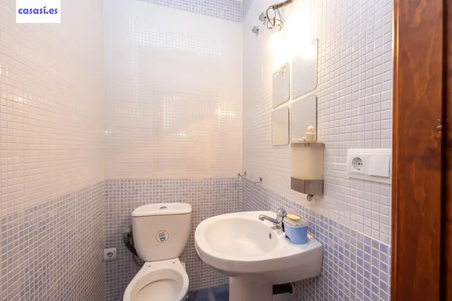 Casa exclusiva junto a Acera del Darro. Pleno centro de Granada. Seminueva y con ascensor propio — 44