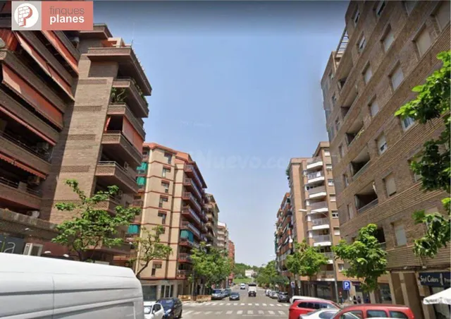 PLAZA DE PARKING - foto 2