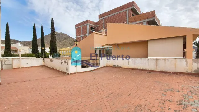 Casa para reformar con apartamento independiente y vistas al mar en isla plana – ref. 1864 — 21