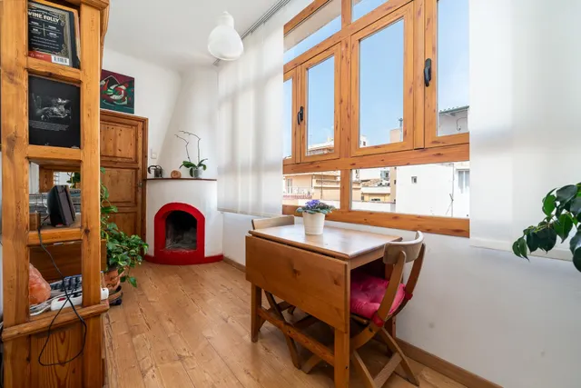 VENTA PISO CON TERRAZA — 17