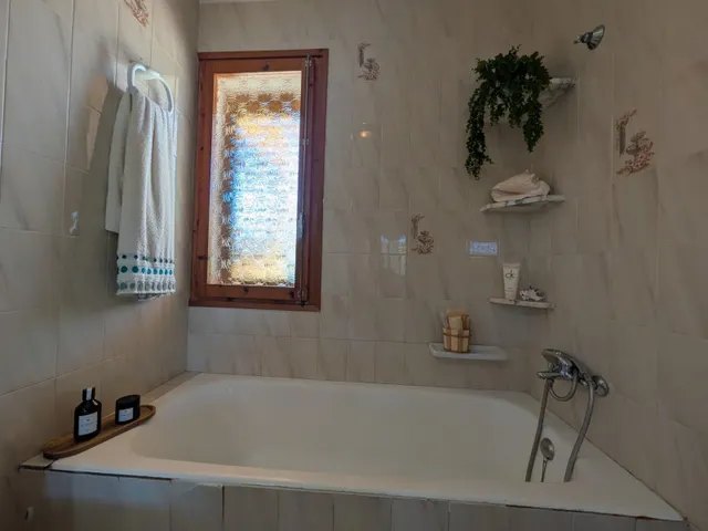 MAGNÍFICO CHALET EN SEGUNDA LINEA DE MAR! — 28