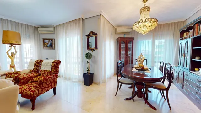 IMPRESIONANTE VIVIENDA EXTERIOR EN PLENA PLAZA DE COSTASOL C - foto 3