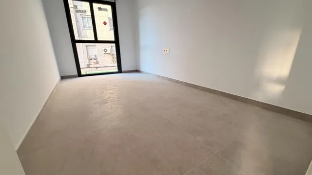 Amplio y moderno piso en venta en Carrús, Elche — 7