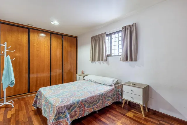 AMPLIA PLANTA BAJA JUNTO ARABIAL CON GARAJE — 7