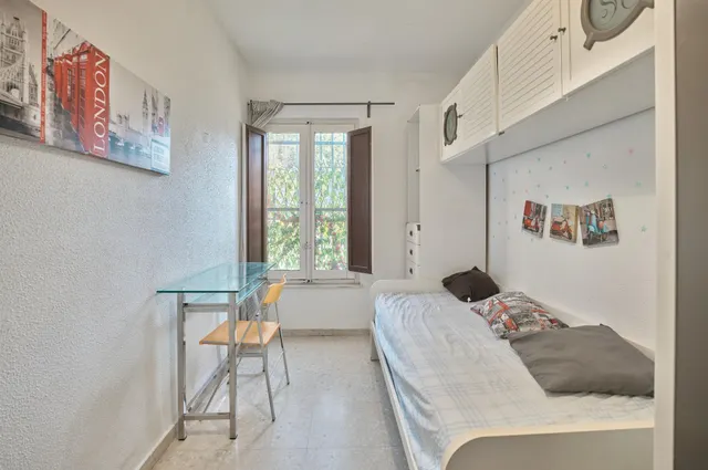 Zona Puertas de Sevilla. Vivienda con amplia terraza de 15 m2. — 19