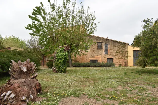 PERATALLADA | Exclusiva masía del siglo XVIII restaurada con