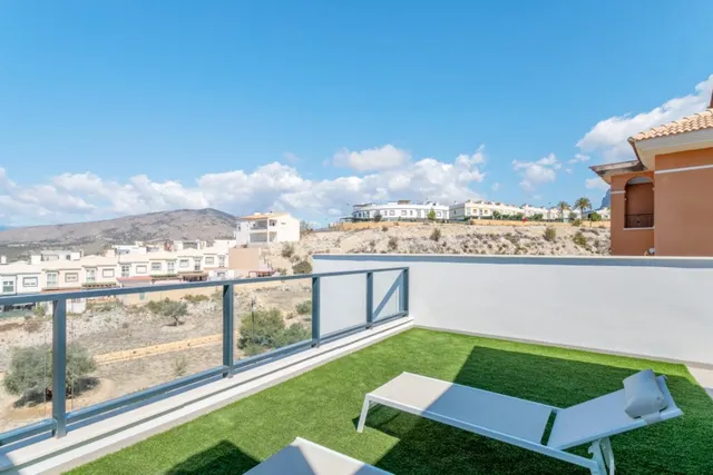 Villa 4 habitaciones 157m² en venta - Balcón de finestrat - foto 2