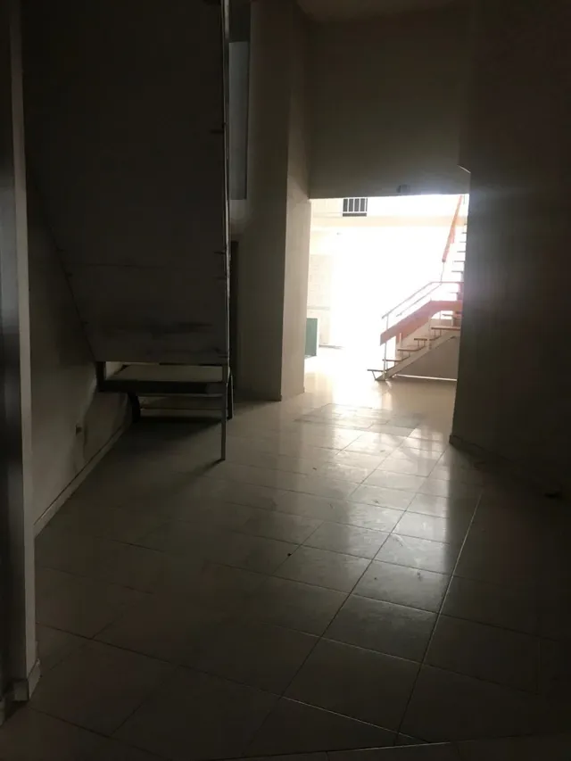 Alquiler local Av. Castillo — 10