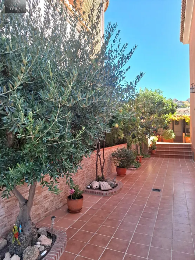 FANTÁSTICO CHALET EN VILLA ARGAZ, JUNTO AL CC SERRALLO PLAZA - foto 5
