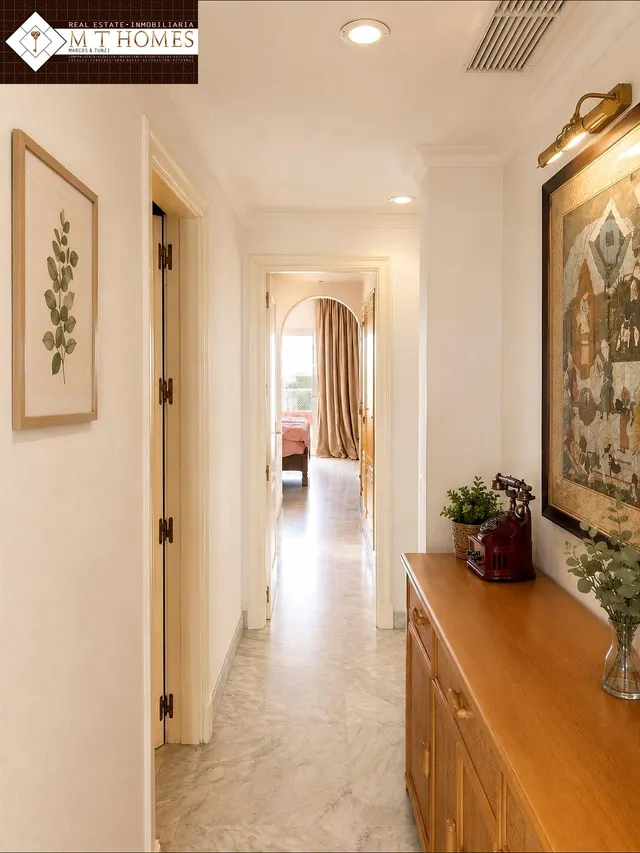 Elegante apartamento con vistas al parque y la piscina – 500 metros de playamar, tren y todos los servicios – urbanización privada con zonas ajardinadas — 10