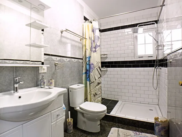 Guarchacho. Piso 3 habitaciones, plaza garaje y trastero — 7