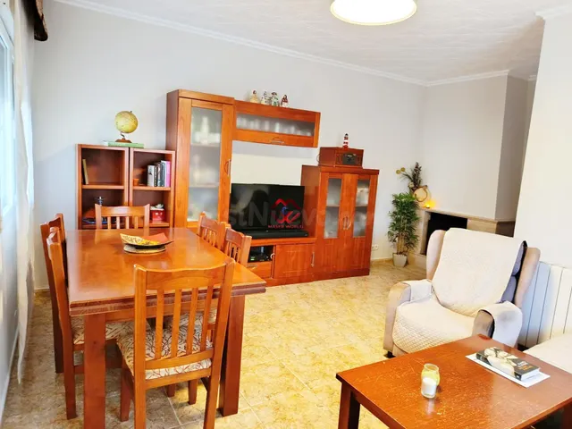 AMPLIA VIVIENDA EN PLANTA BAJA EN BAHÍA - foto 2