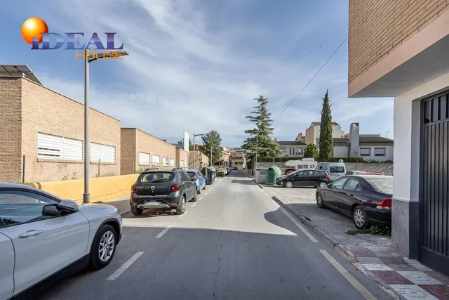 ¡Oportunidad única! Solar en venta en Churriana de la Vega — 6