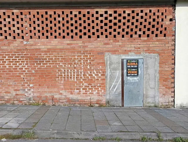 LOCAL COMERCIAL EN ALQUILER O VENTA — 4