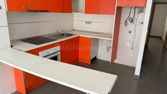 Oportunidad de Inversión en el Centro de Orihuela - foto 3