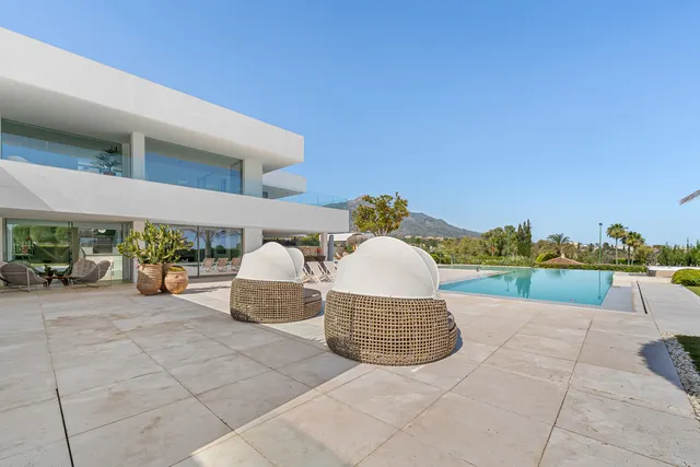Chalet 7 habitaciones 676m² en venta - Marbella — 23