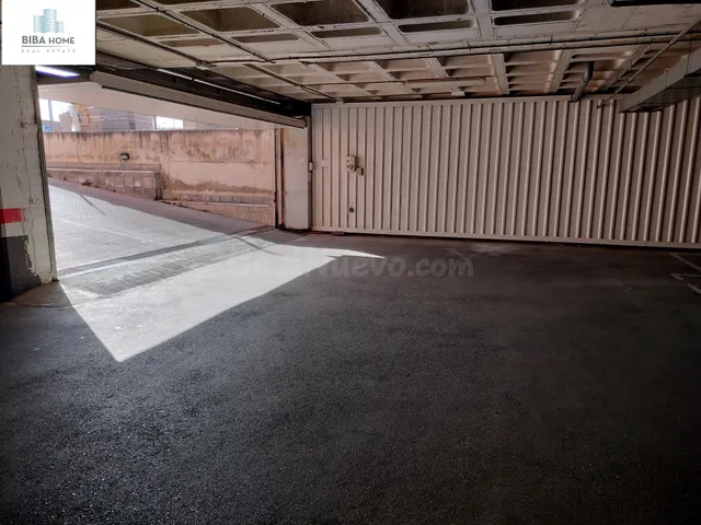 SE VENDEN PLAZAS DE GARAJE EN URBANIZACIÓN PRIVADA CON VIGIL - foto 2