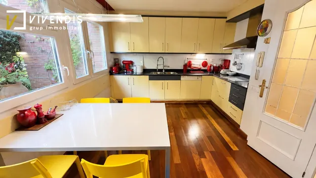 CASA EN VENTA - CIUTAT JARDÍ — 9