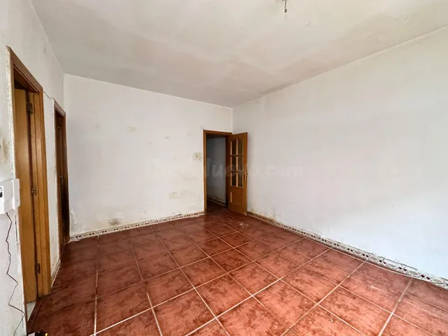 SE VENDE PISO EN TERRASSA, ZONA CAN BOADA - foto 3