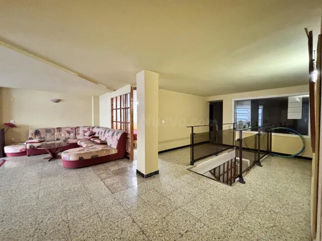 LOCAL EN EL CENTRO DE ROSES !!!OPORTUNIDAD!!! - foto 4